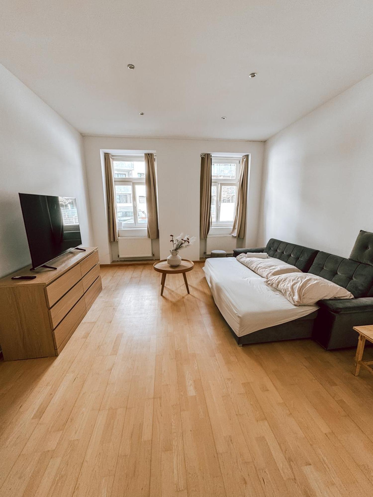 Zentrales Apartment Naehe Schoenbrunn - 5 Pers Vienna Luaran gambar